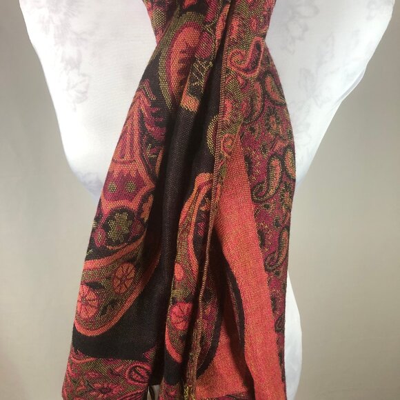 🌹 Vintage Pashmina & Silk Paisley Wrap — Reversible, Luxe, Boho Elegance - Picture 12 of 16